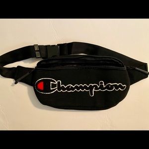 Champion Fanny Pack Embroidery/Black
